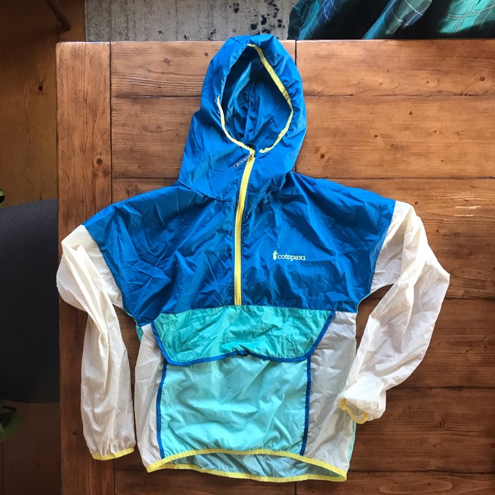 Cotopaxi Teca Windbreaker